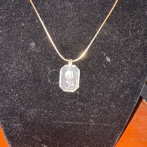 Napier Vintage Gold Rose Pendant Necklace - Picture 2 of 5